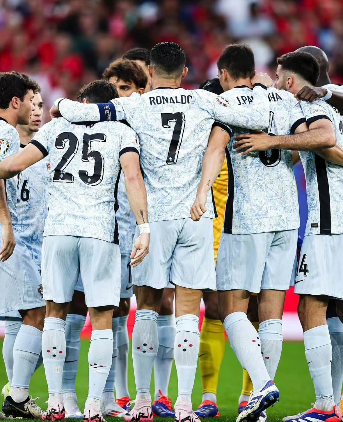 Quando chegará o primeiro golo do veterano Cristiano Ronaldo, de 39 anos, na Taça dos Campeões Europeus?